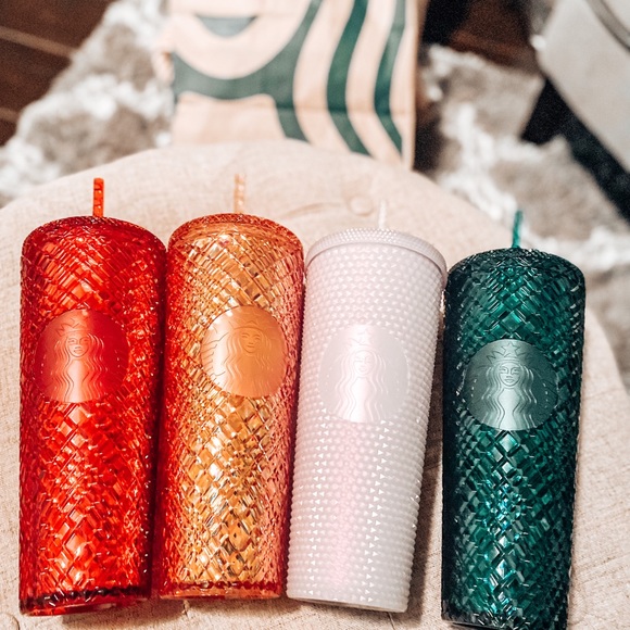 STARBUCKS HOLIDAY COLLECTION 2021 - Picture 2 of 7